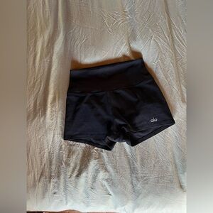 Alo yoga shorts